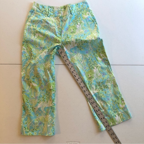 Lilly Pulitzer Green and Blue Tropical Capri Pants Size 4 - Picture 4 of 6